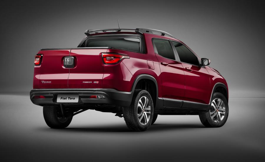  Fiat Toro Freedom 2.4 Flex AT9 2016 года  (фото 5 из 16)